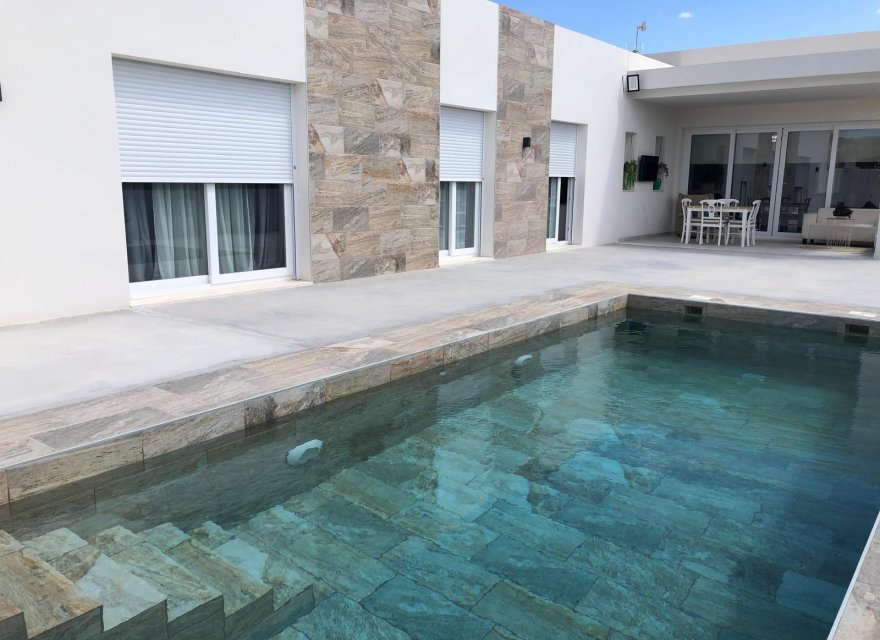 Obra nueva - Villa - Pinoso - Casas Pastor
