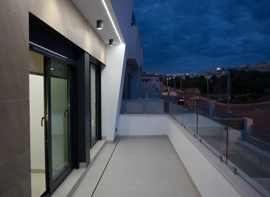 Obra nueva - Villa - San Miguel de Salinas