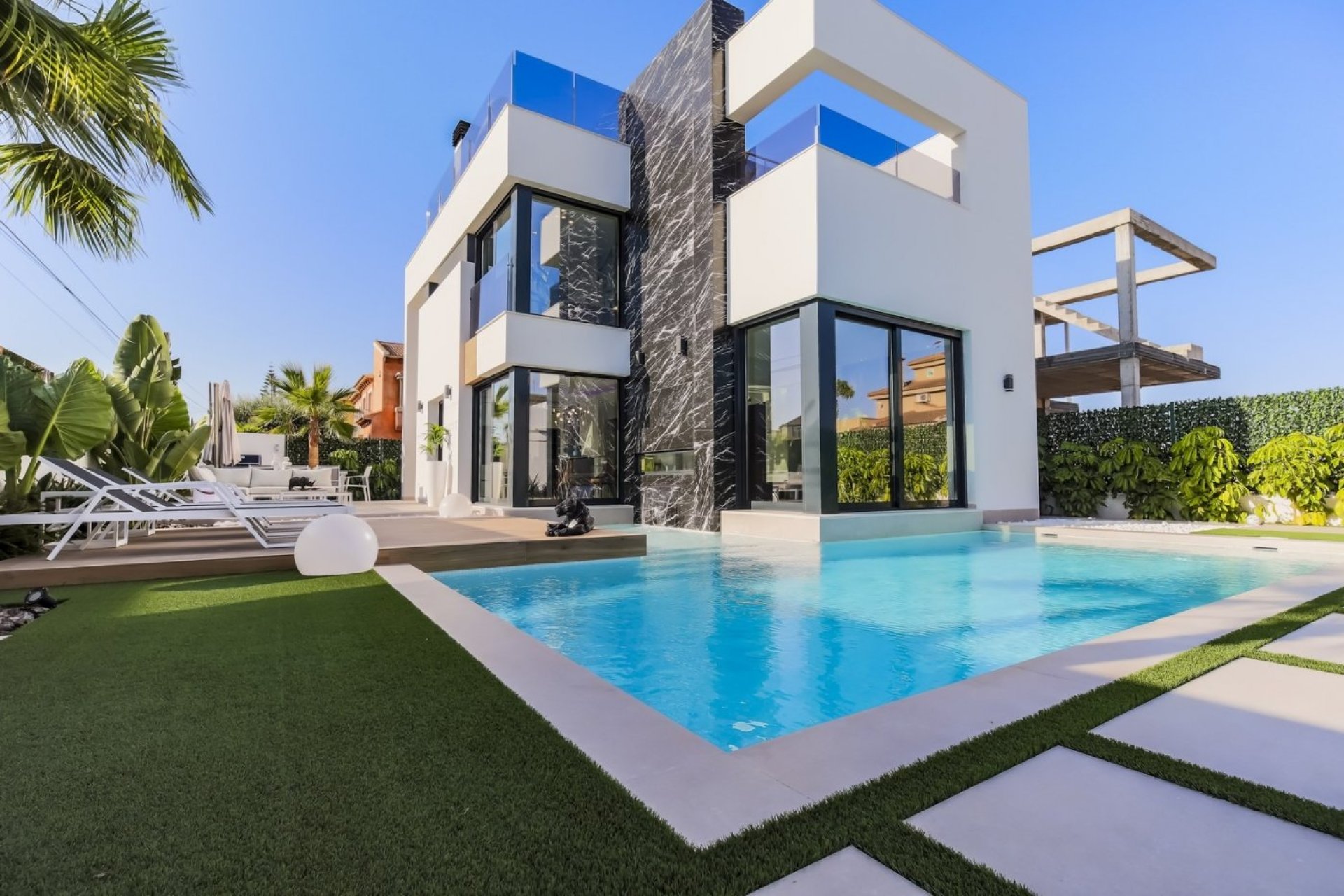 Obra nueva - Villa - Torrevieja - Torreta Florida