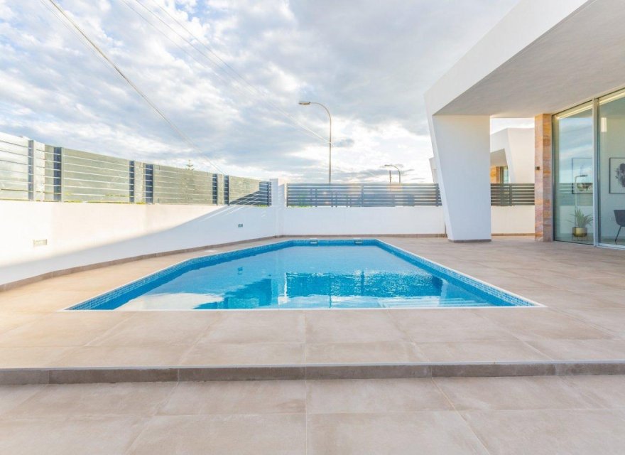 Obra nueva - Villa - Torrevieja - Torreta Florida