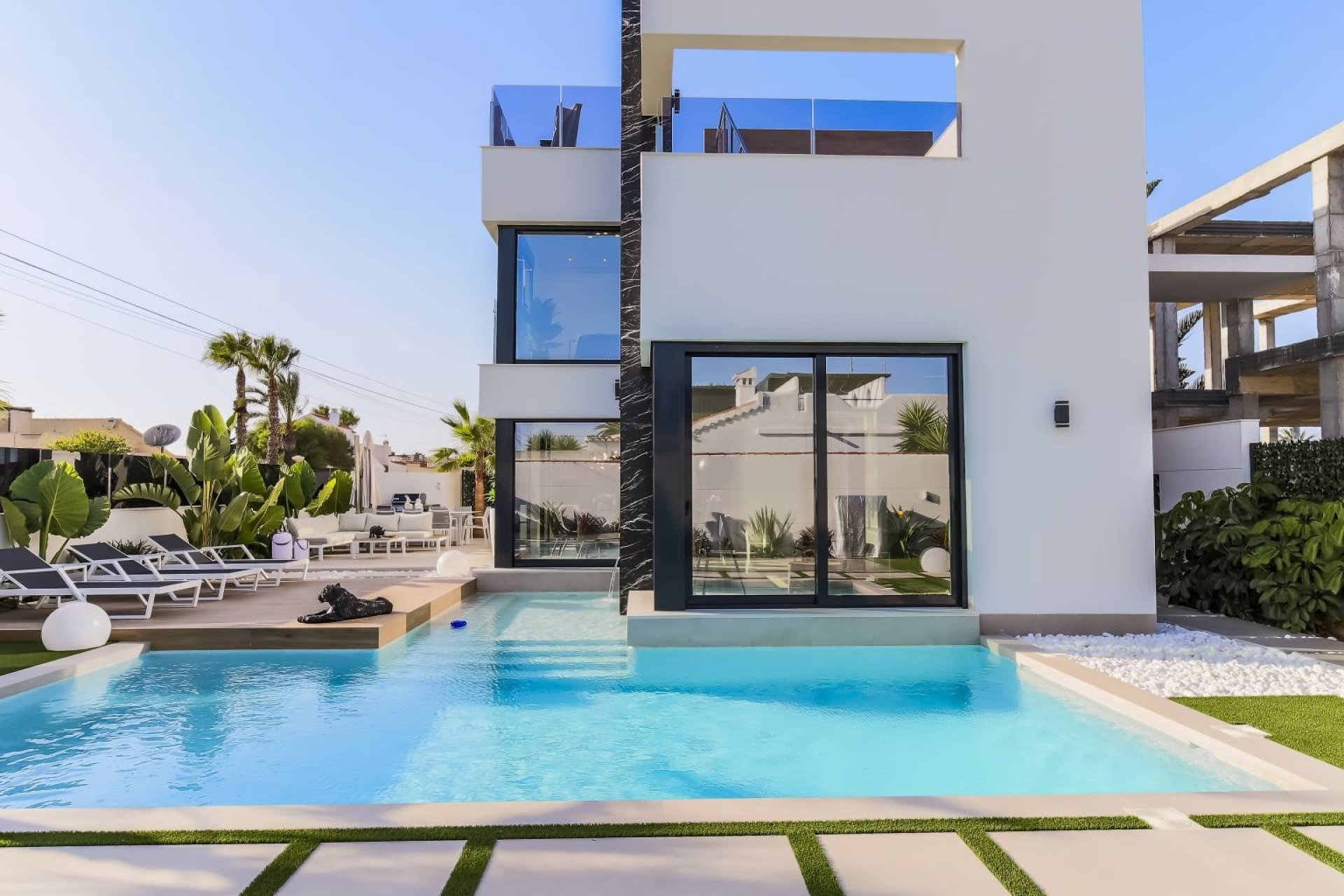 Obra nueva - Villa - Torrevieja