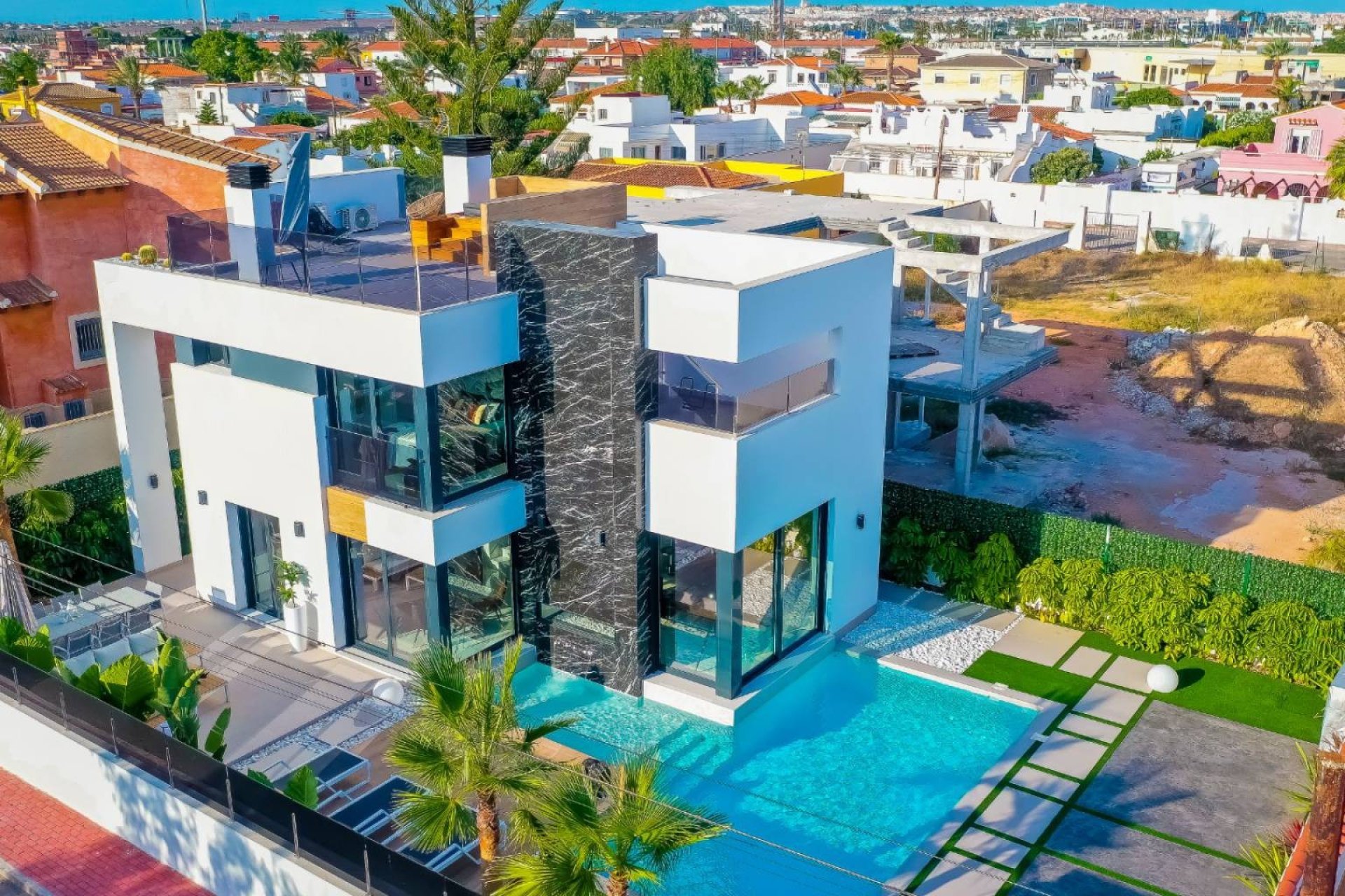 Obra nueva - Villa - Torrevieja