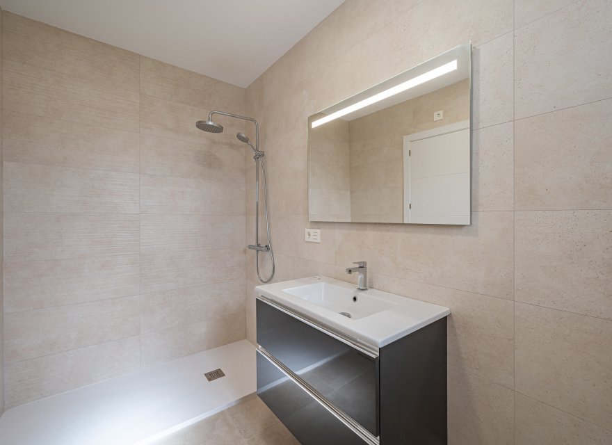 Obra nueva - Villa - Viñuela