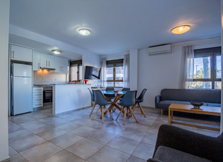 Odsprzedaż - Apartament - Albir  - Albir