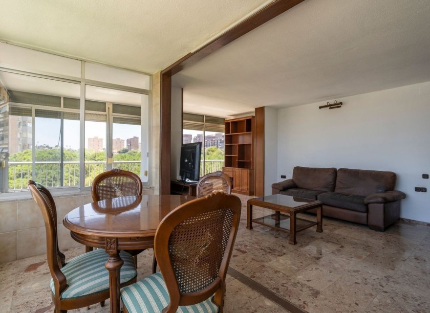 Odsprzedaż - Apartament - Alicante - Alicante / Alacant