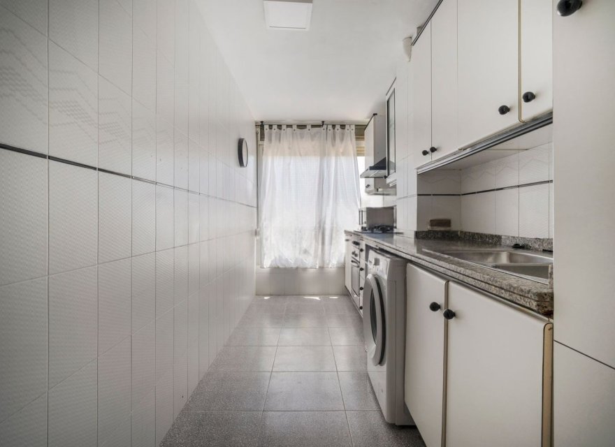 Odsprzedaż - Apartament - Alicante - Alicante / Alacant