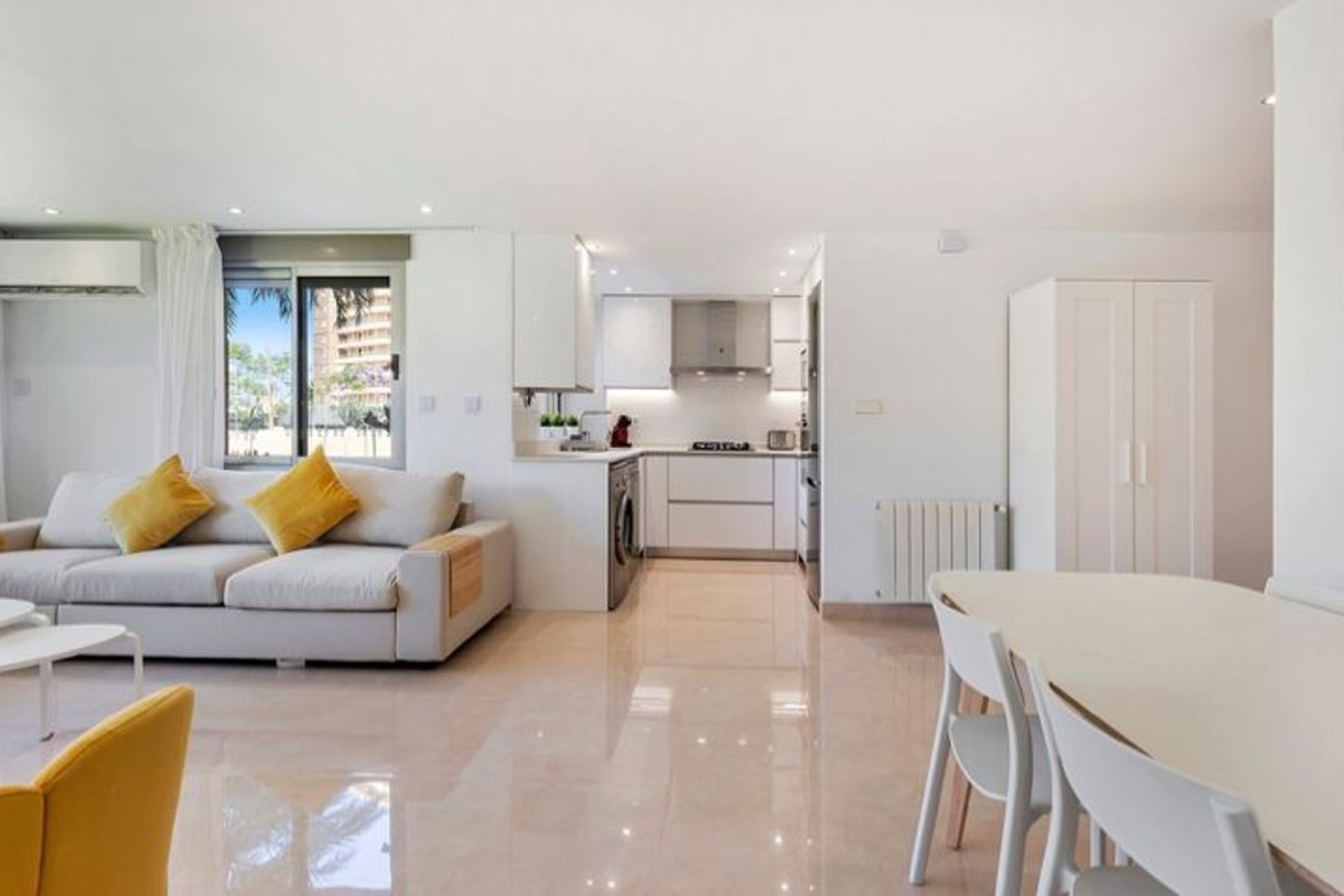 Odsprzedaż - Apartament - Alicante - Alicante (San Juan)