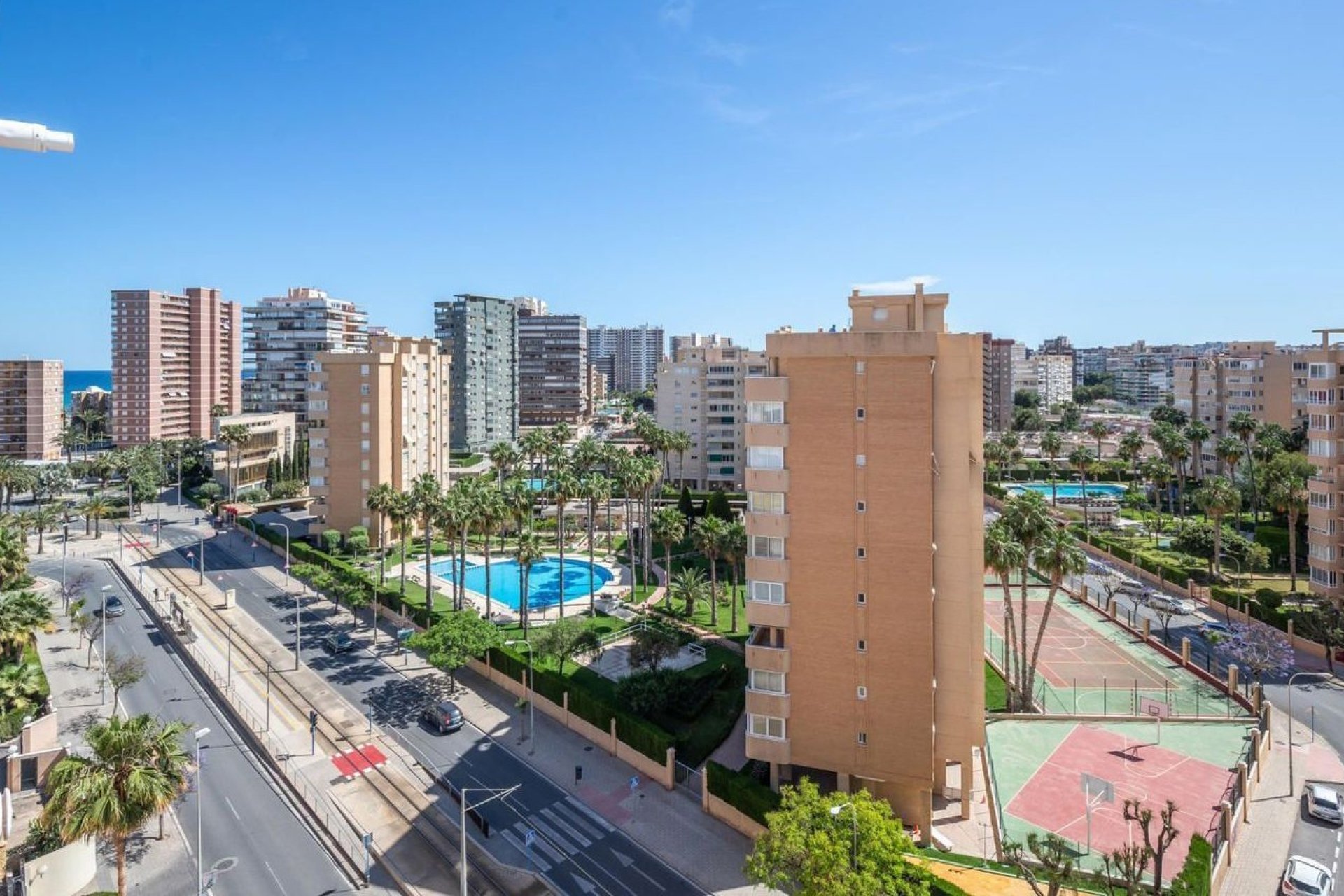 Odsprzedaż - Apartament - Alicante - Alicante (San Juan)