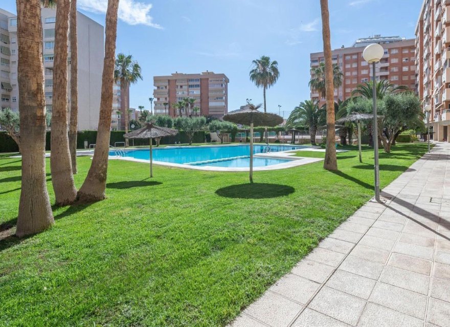 Odsprzedaż - Apartament - Alicante - Alicante (San Juan)