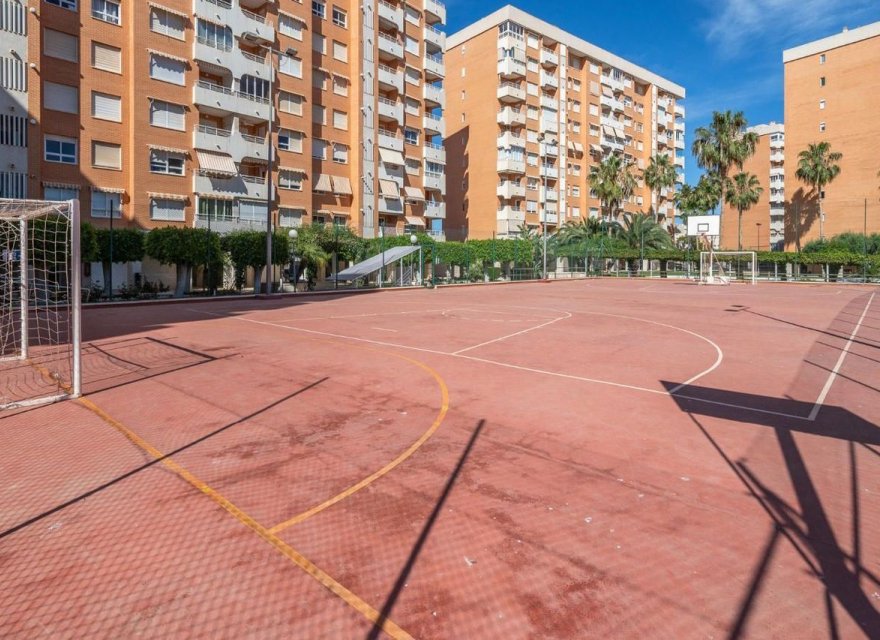 Odsprzedaż - Apartament - Alicante - Alicante (San Juan)