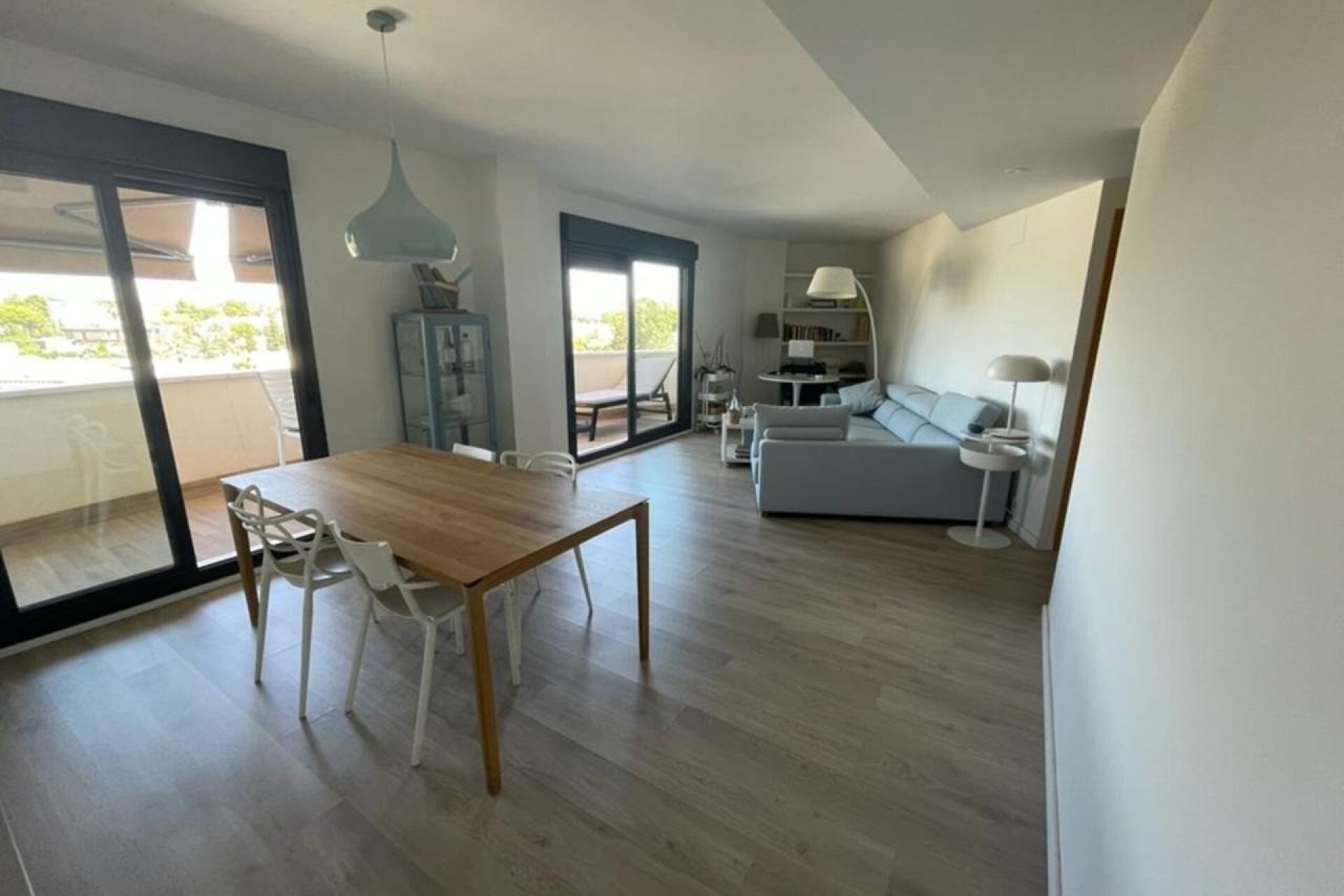 Odsprzedaż - Apartament - Alicante - Alicante (San Juan)