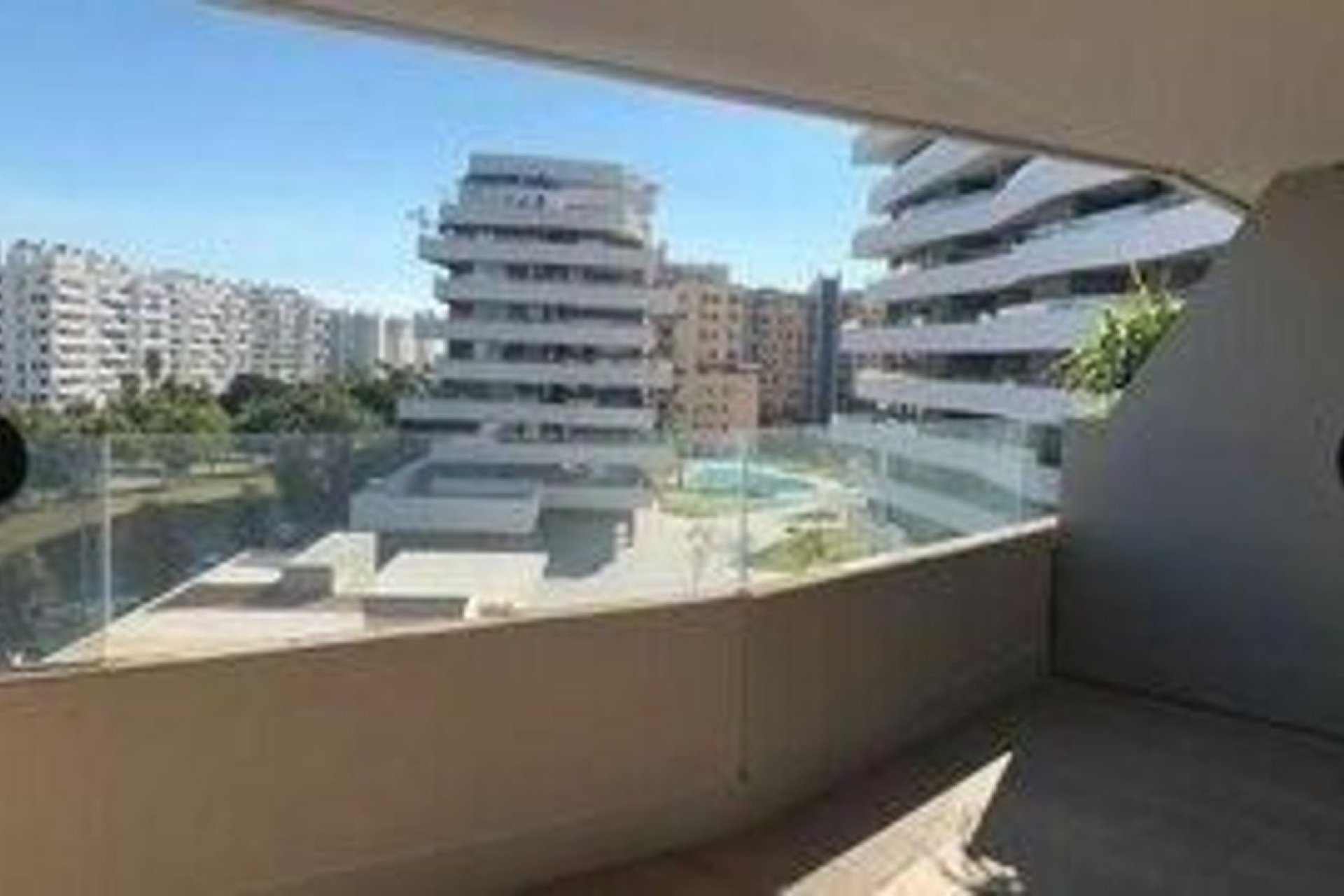Odsprzedaż - Apartament - Alicante - Alicante (San Juan)