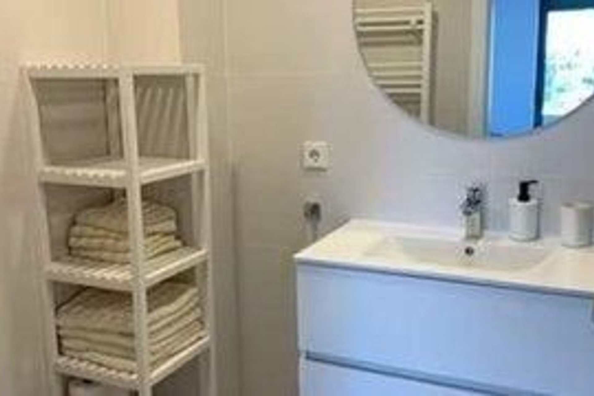 Odsprzedaż - Apartament - Alicante - Alicante (San Juan)