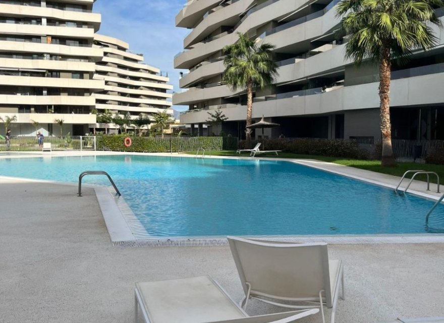 Odsprzedaż - Apartament - Alicante - Alicante (San Juan)