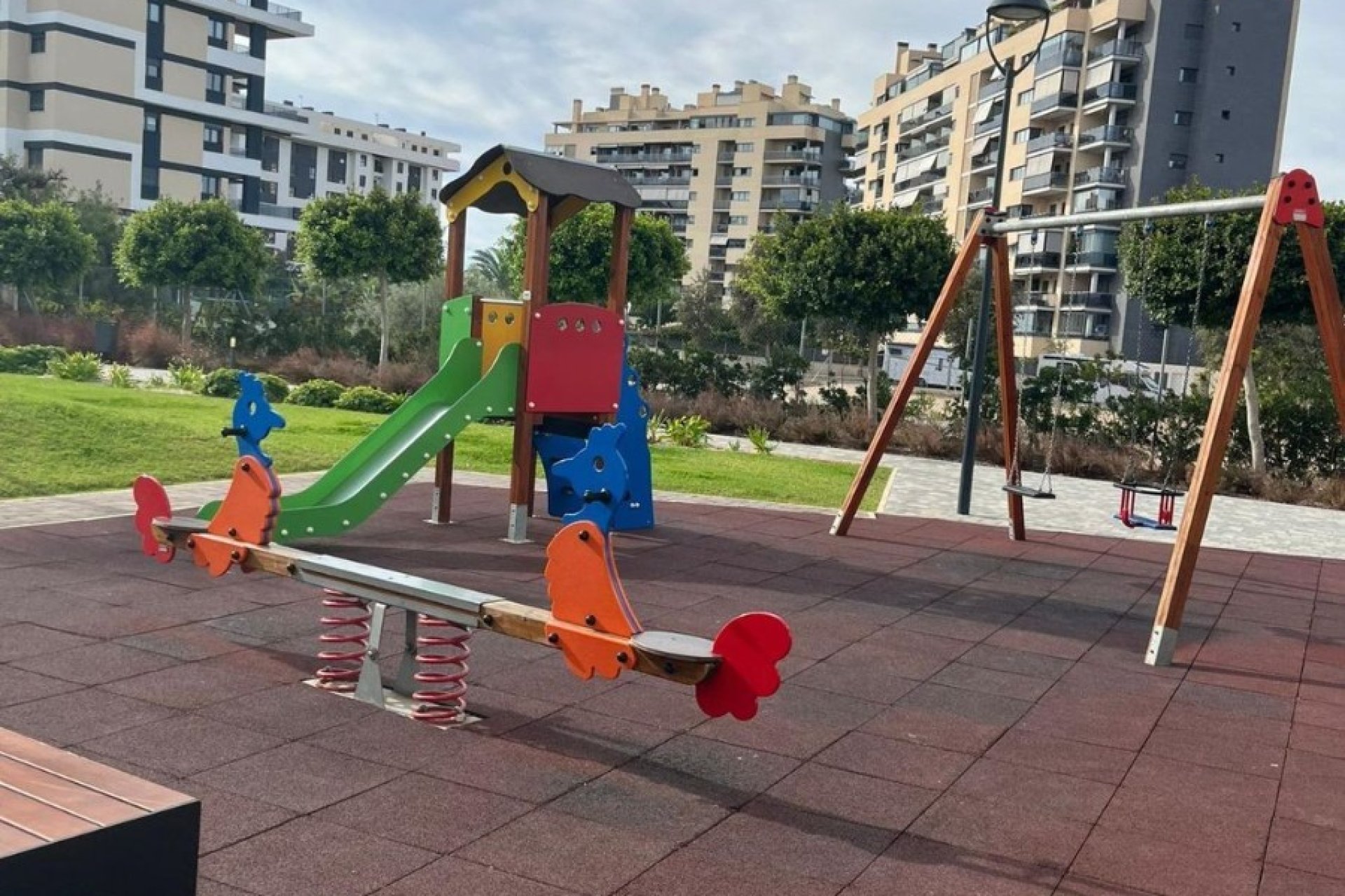 Odsprzedaż - Apartament - Alicante - Alicante (San Juan)