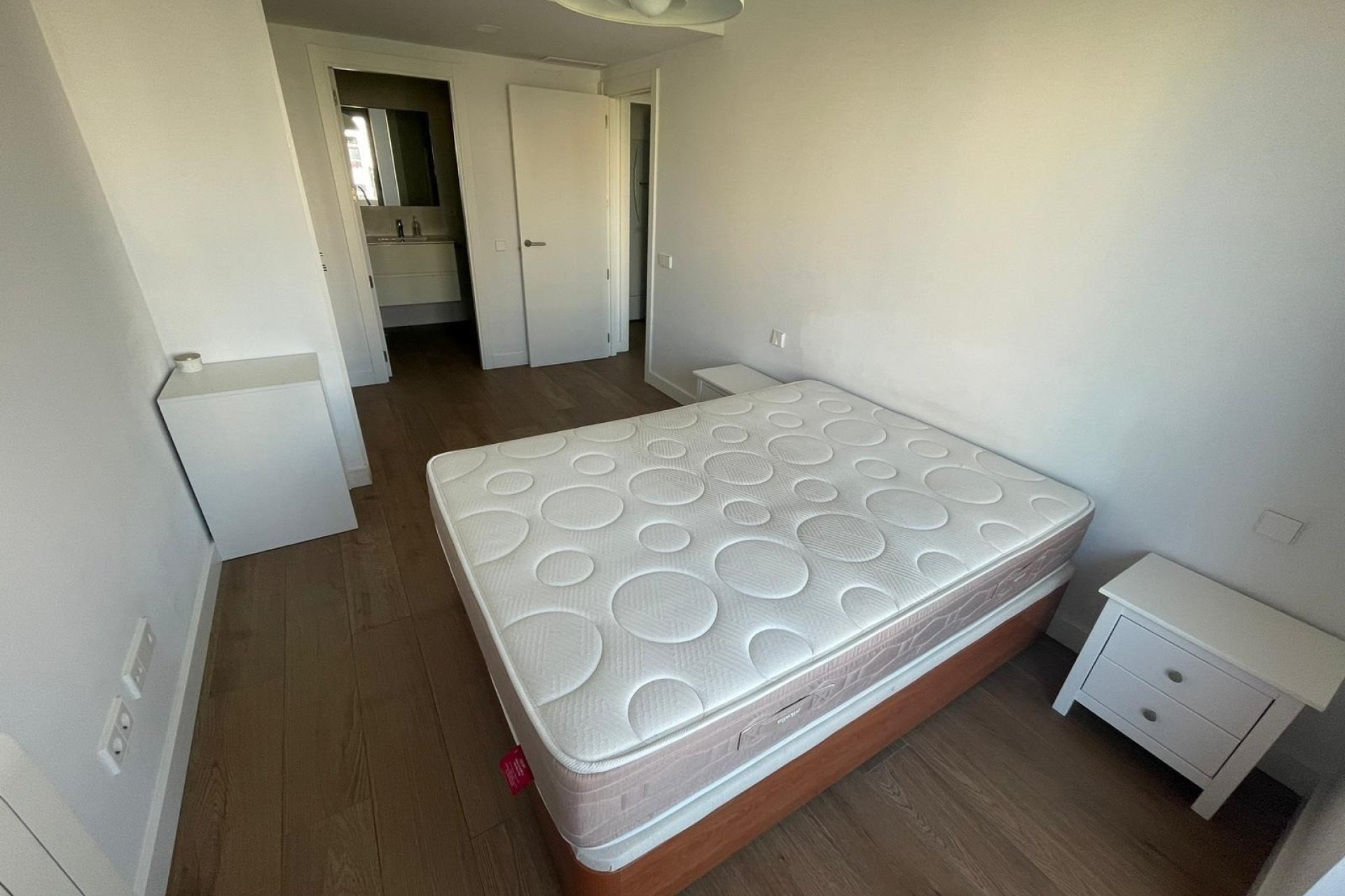 Odsprzedaż - Apartament - Alicante - Alicante (San Juan)