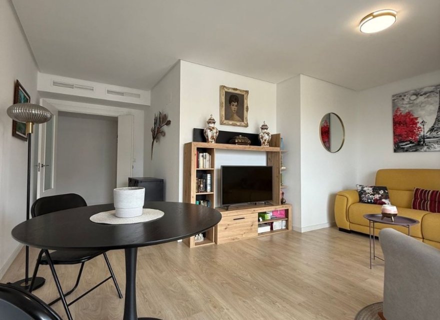 Odsprzedaż - Apartament - Alicante - Alicante (San Juan)