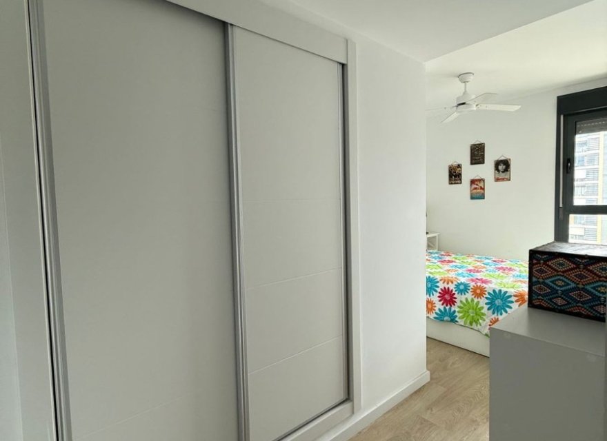 Odsprzedaż - Apartament - Alicante - Alicante (San Juan)