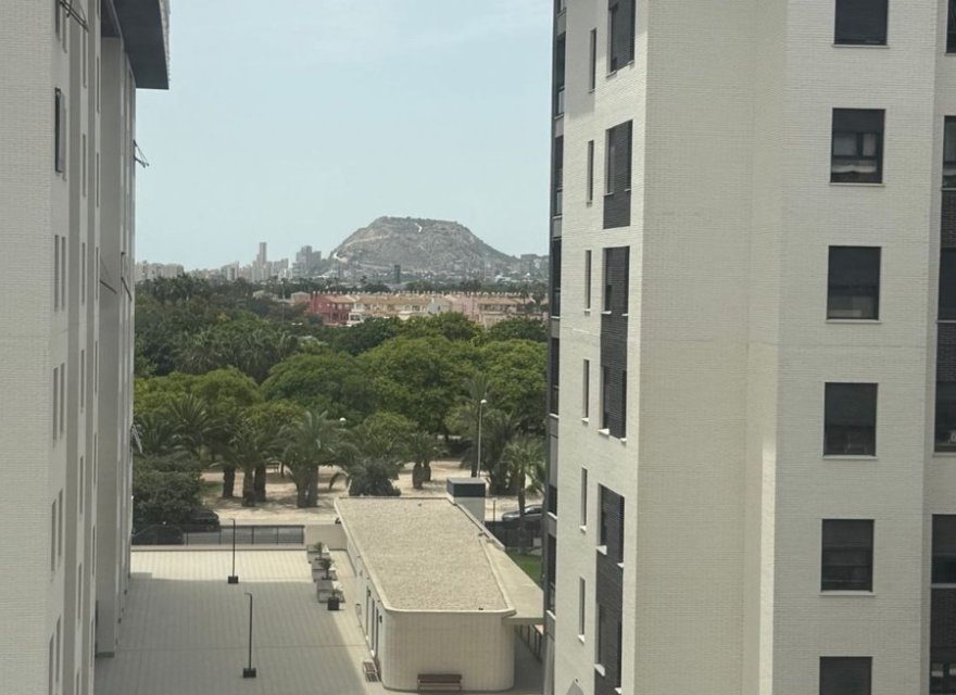 Odsprzedaż - Apartament - Alicante - Alicante (San Juan)