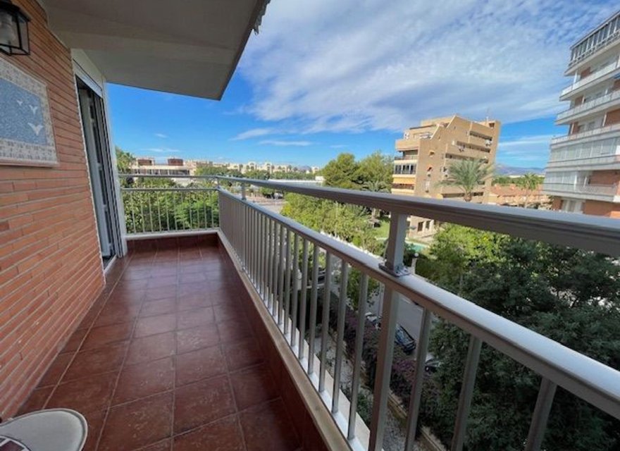 Odsprzedaż - Apartament - Alicante - Alicante (San Juan)