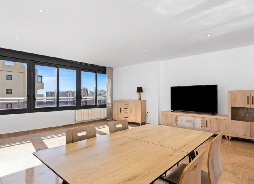 Odsprzedaż - Apartament - Alicante - Alicante (San Juan)