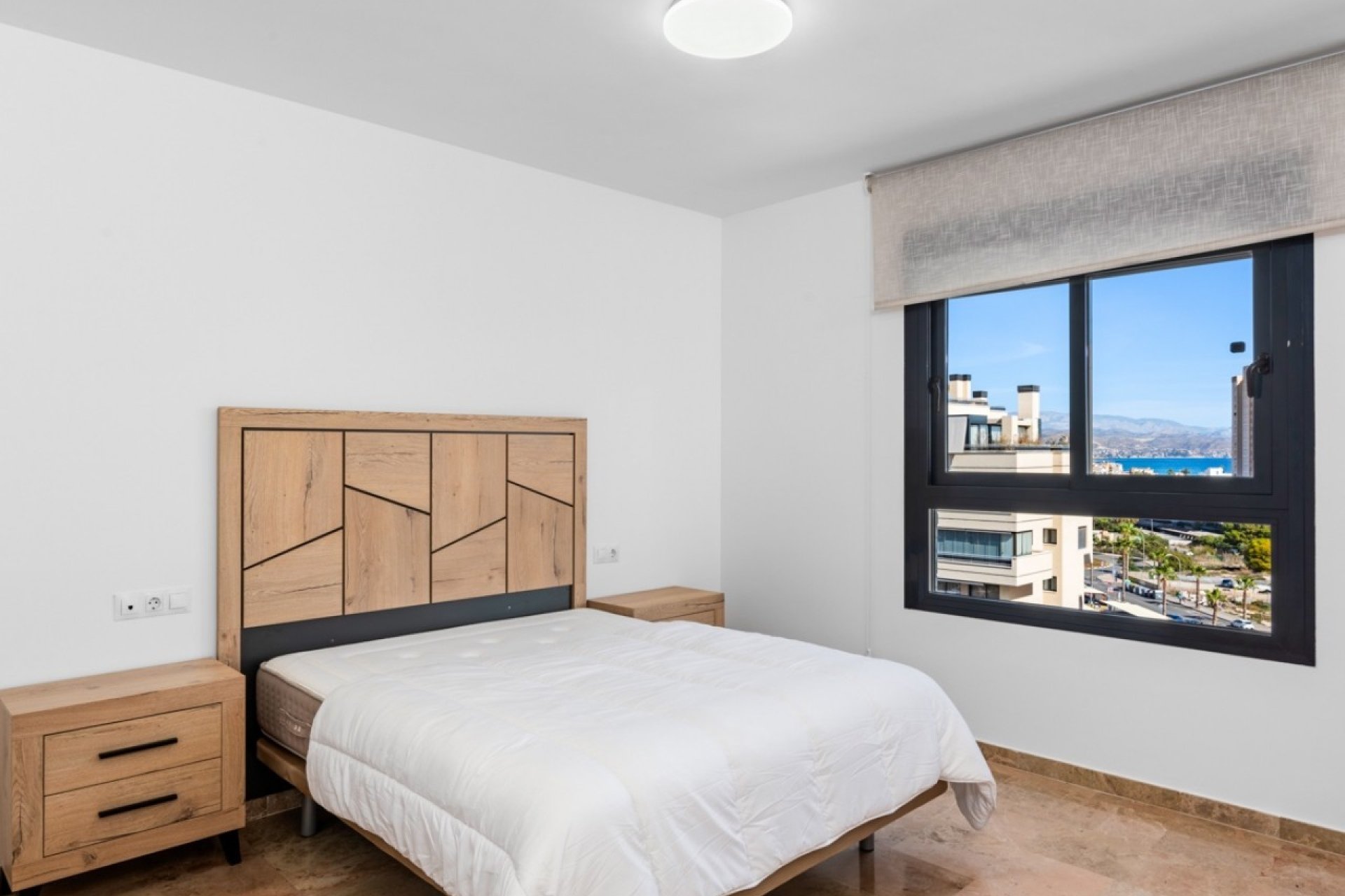 Odsprzedaż - Apartament - Alicante - Alicante (San Juan)