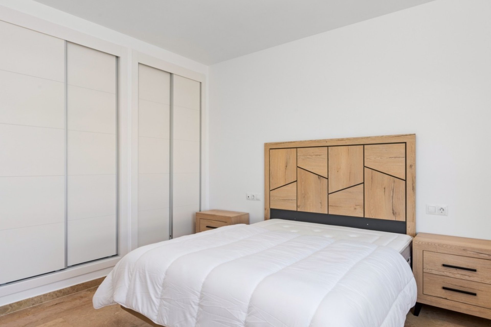 Odsprzedaż - Apartament - Alicante - Alicante (San Juan)