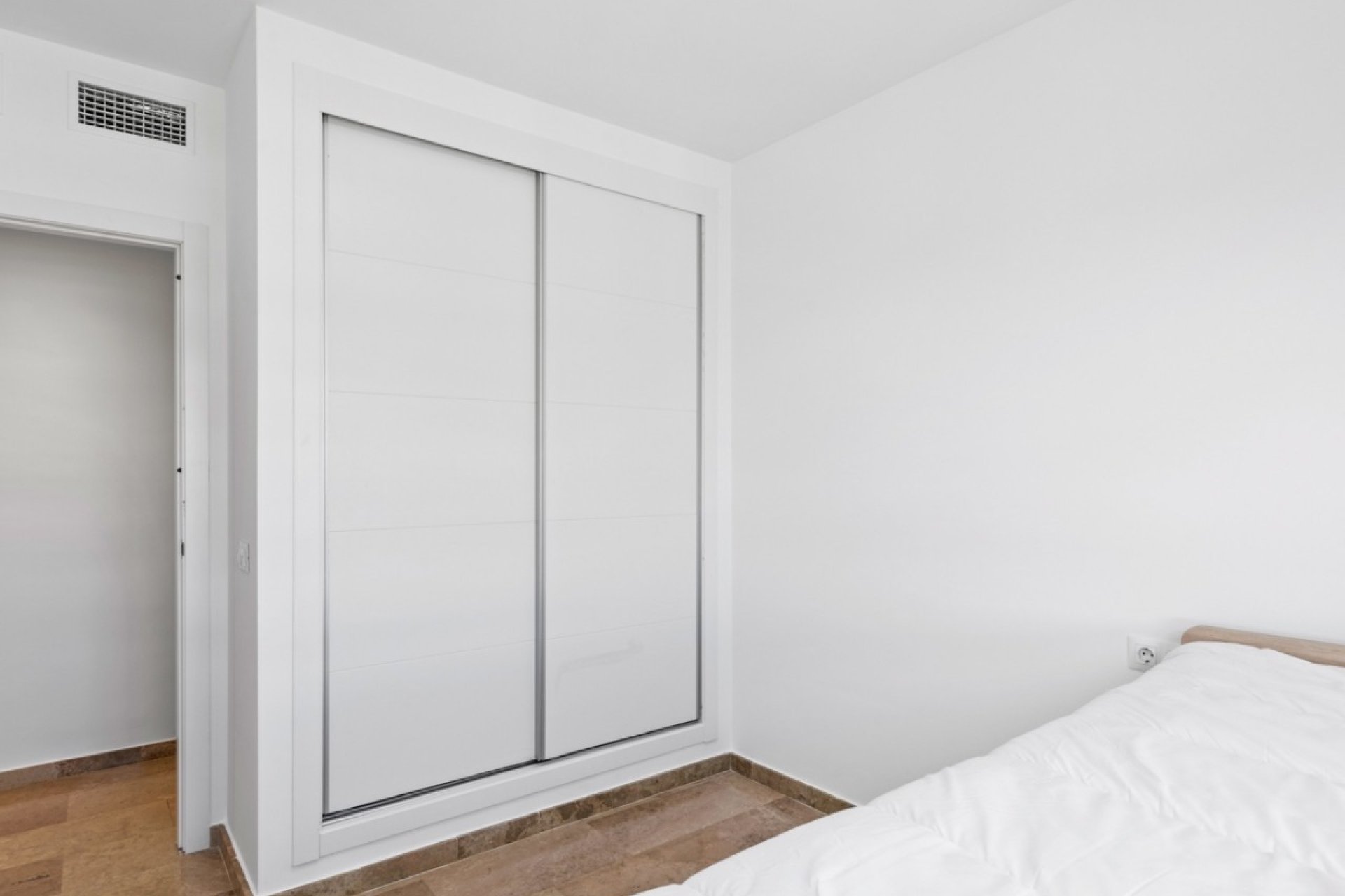 Odsprzedaż - Apartament - Alicante - Alicante (San Juan)