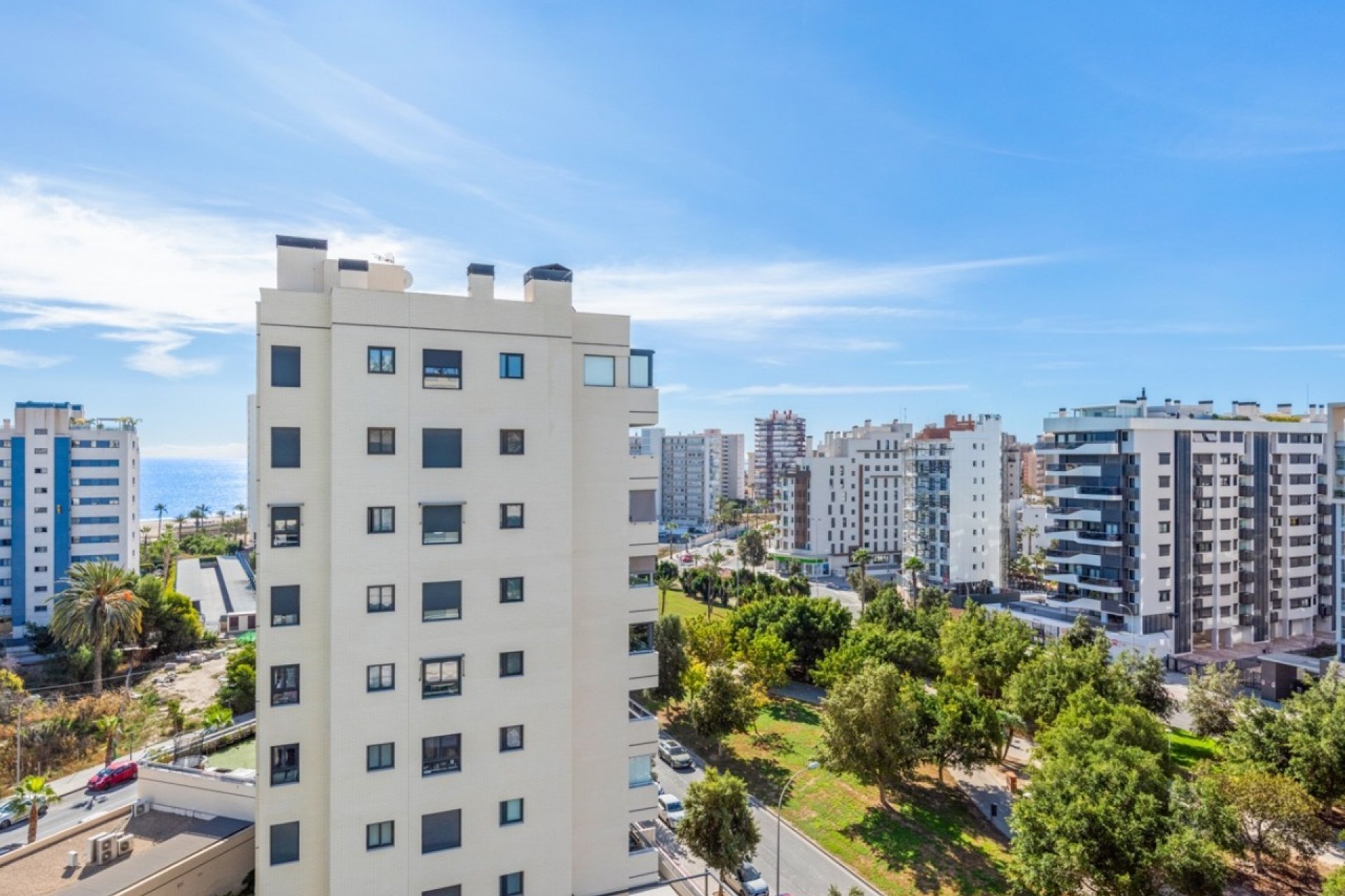 Odsprzedaż - Apartament - Alicante - Alicante (San Juan)