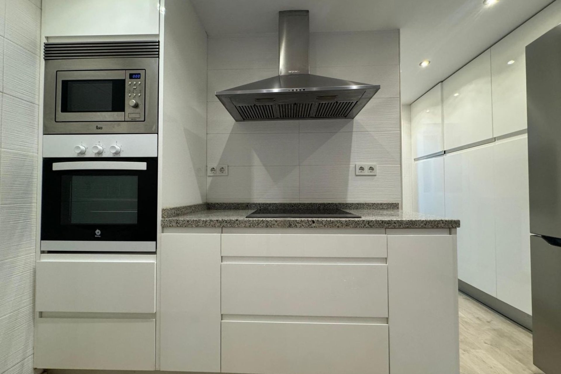 Odsprzedaż - Apartament - Alicante - Benalúa