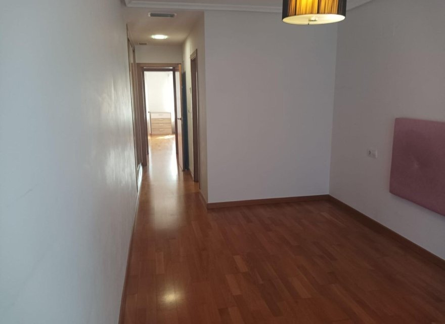 Odsprzedaż - Apartament - Alicante - Campoamor