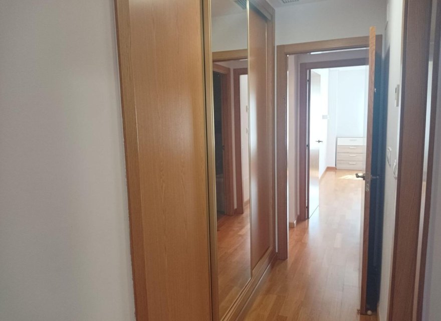 Odsprzedaż - Apartament - Alicante - Campoamor