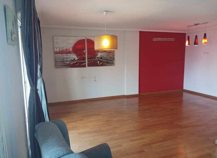 Odsprzedaż - Apartament - Alicante - Campoamor