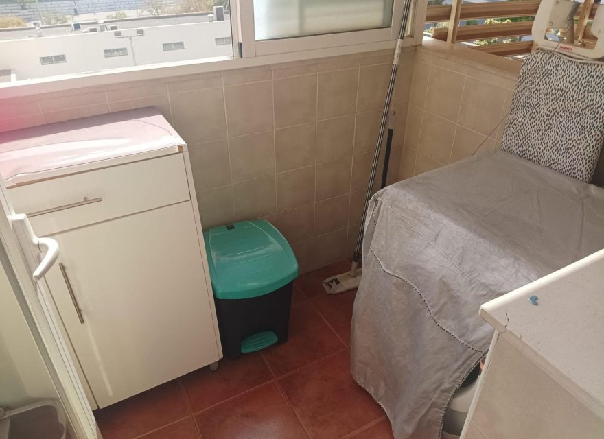 Odsprzedaż - Apartament - Alicante - Campoamor