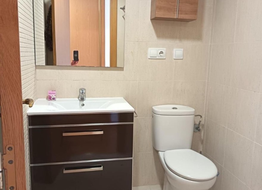 Odsprzedaż - Apartament - Alicante - Campoamor