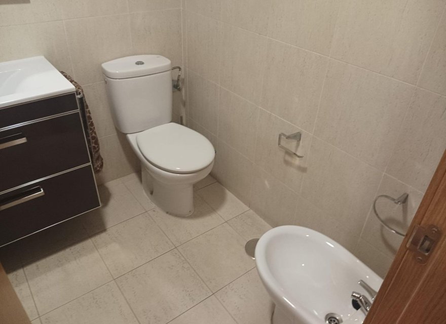 Odsprzedaż - Apartament - Alicante - Campoamor