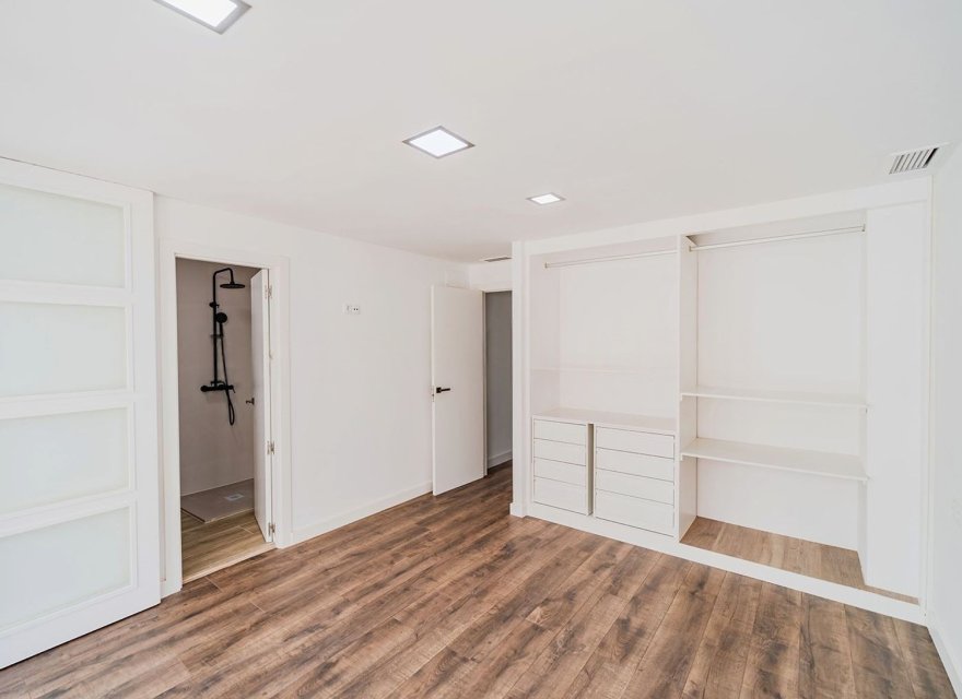 Odsprzedaż - Apartament - Alicante - Casco Histórico-Santa Cruz