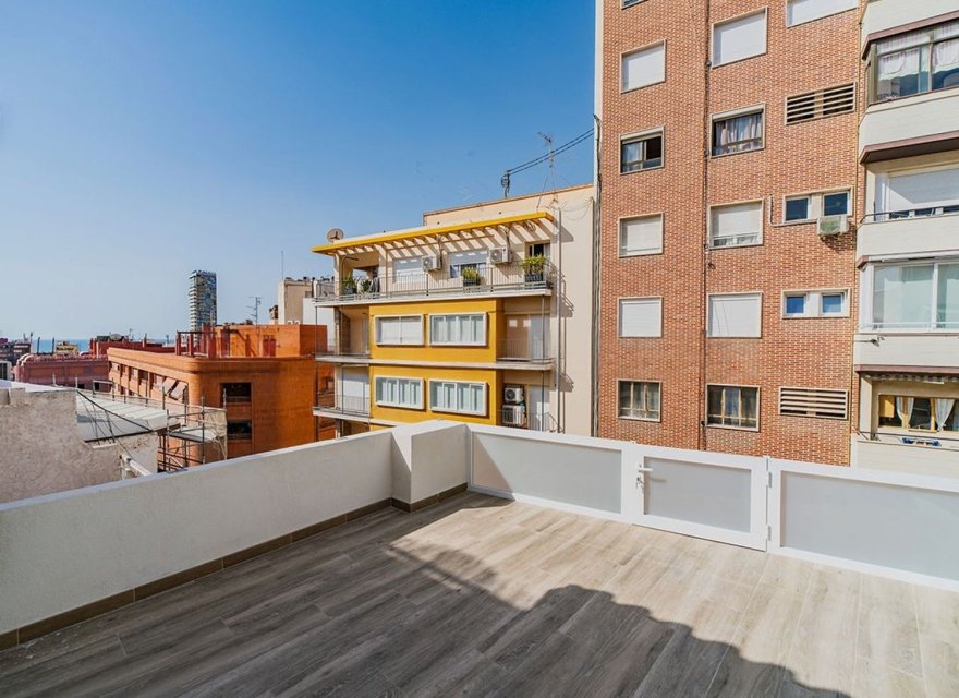 Odsprzedaż - Apartament - Alicante - Casco Histórico-Santa Cruz