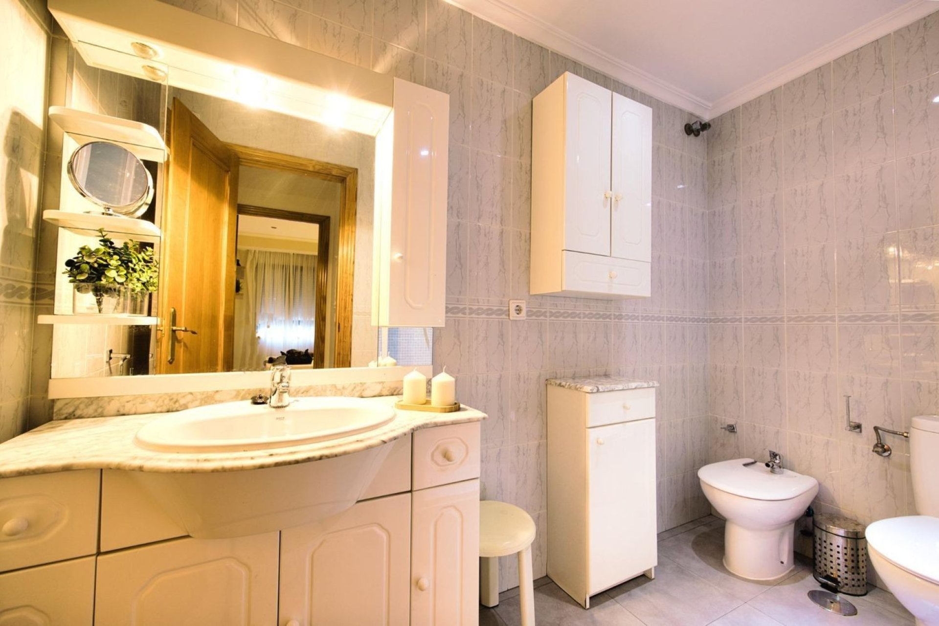 Odsprzedaż - Apartament - Alicante - Centro