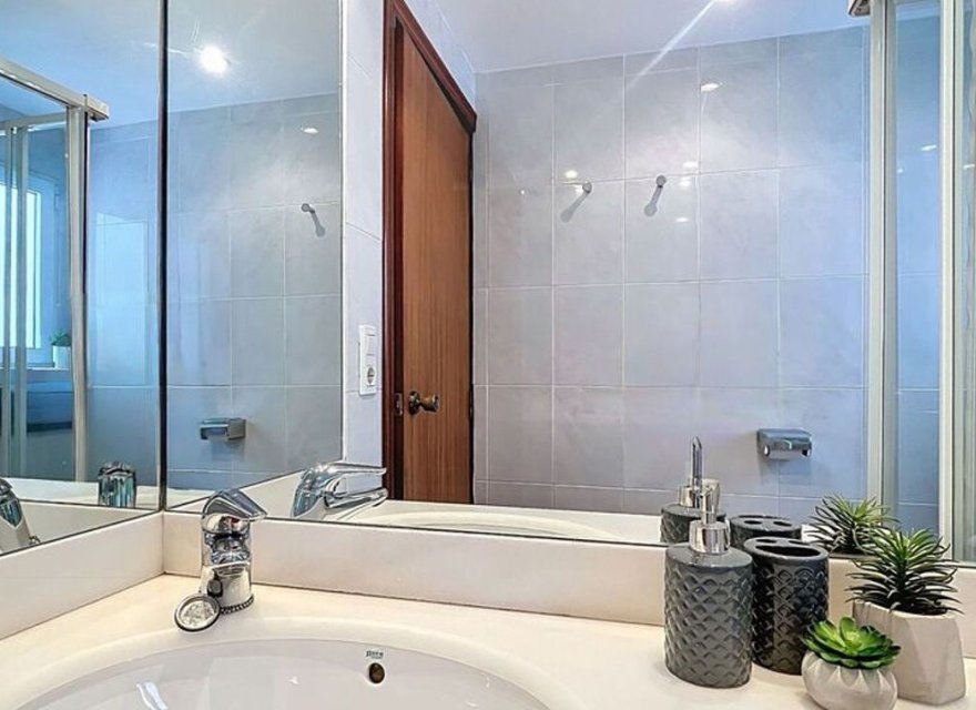 Odsprzedaż - Apartament - Alicante - Mercado