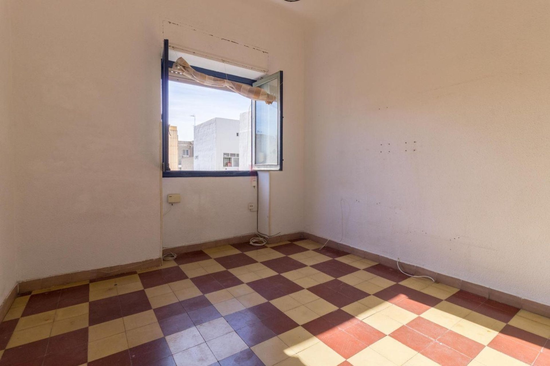 Odsprzedaż - Apartament - Alicante - Plà del Bon Repòs-La Goteta