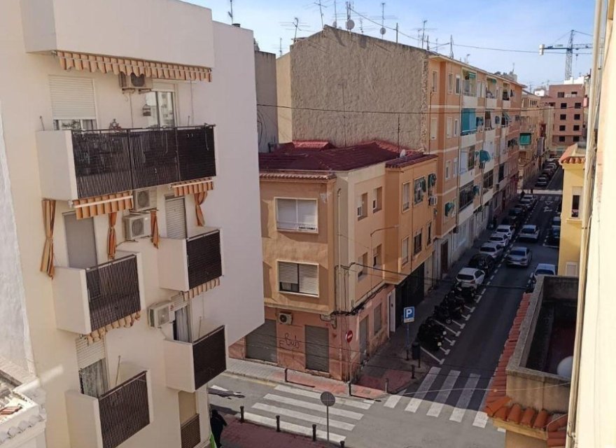 Odsprzedaż - Apartament - Alicante - Plà del Bon Repòs-La Goteta
