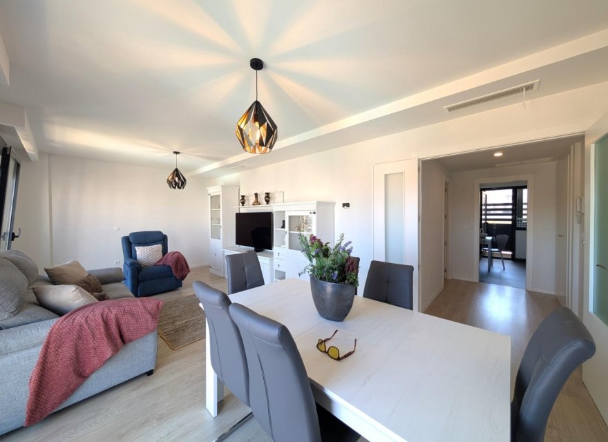 Odsprzedaż - Apartament - Alicante (San Juan) - Cabo de las Huertas