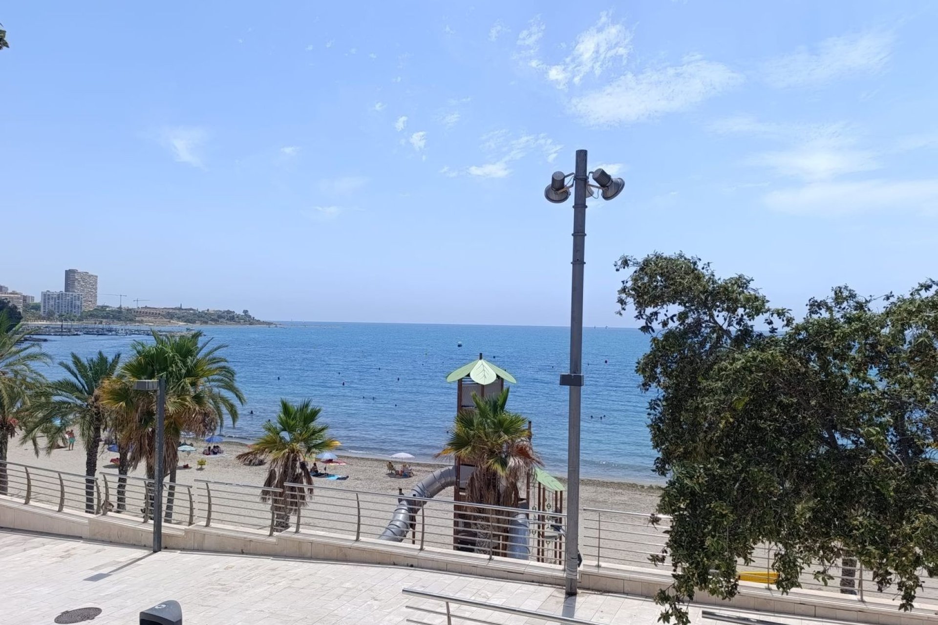 Odsprzedaż - Apartament - Alicante (San Juan) - Cabo de las Huertas