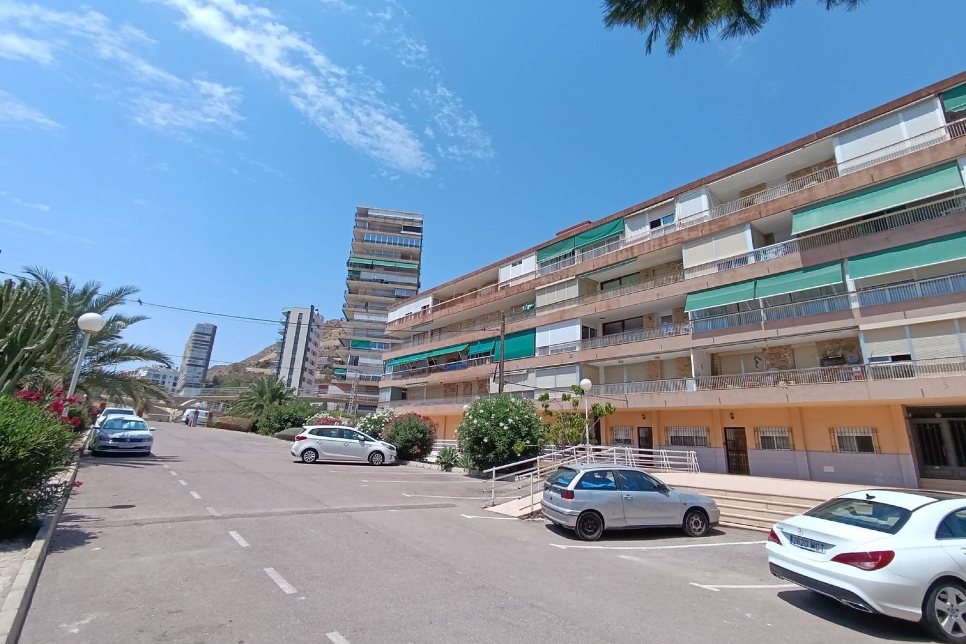 Odsprzedaż - Apartament - Alicante (San Juan) - Cabo de las Huertas