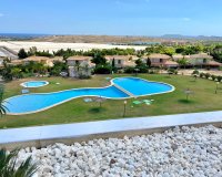 Odsprzedaż - Apartament - Alicante (San Juan) - Club De Golf Bonalba