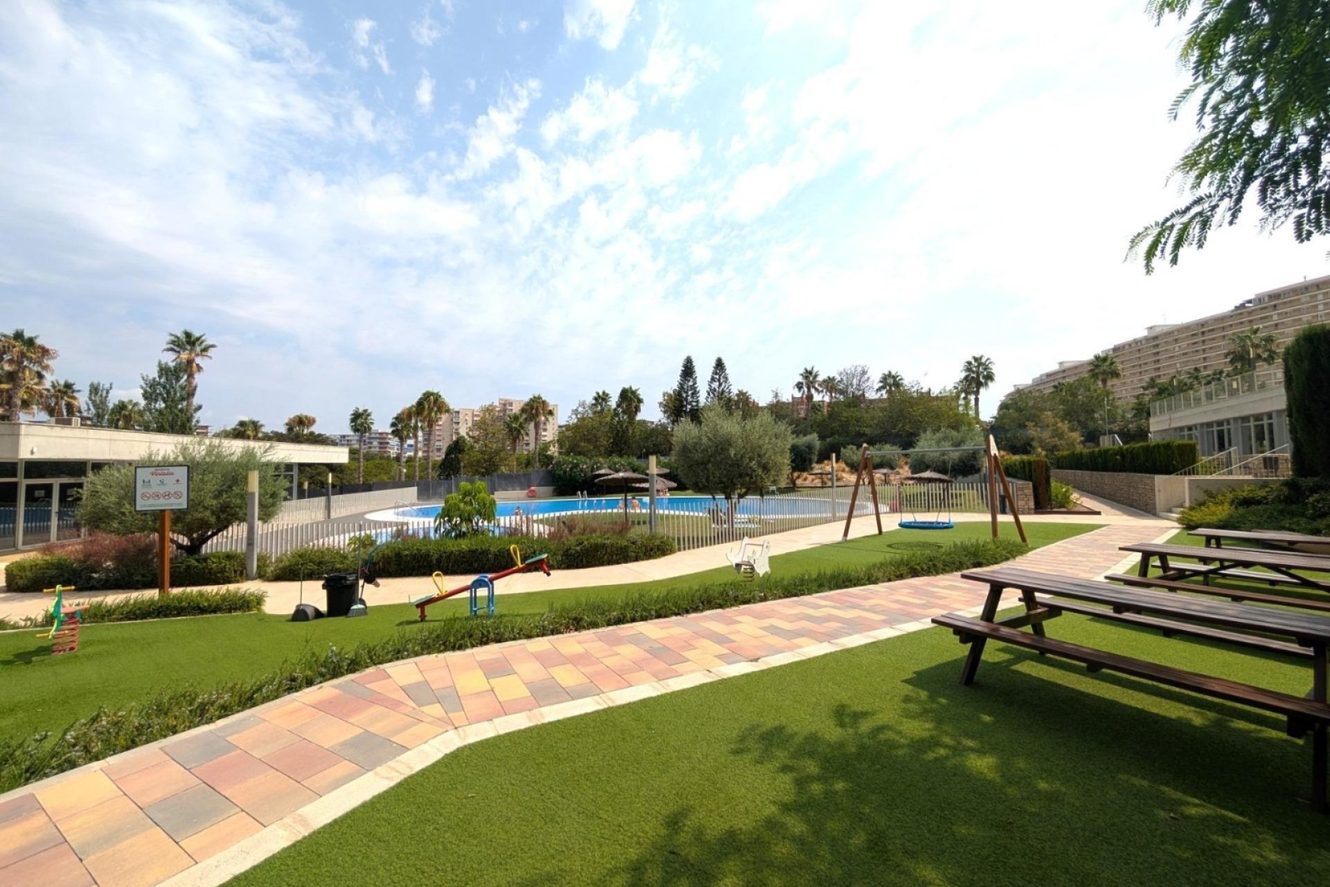 Odsprzedaż - Apartament - Alicante - San Juan de Alicante