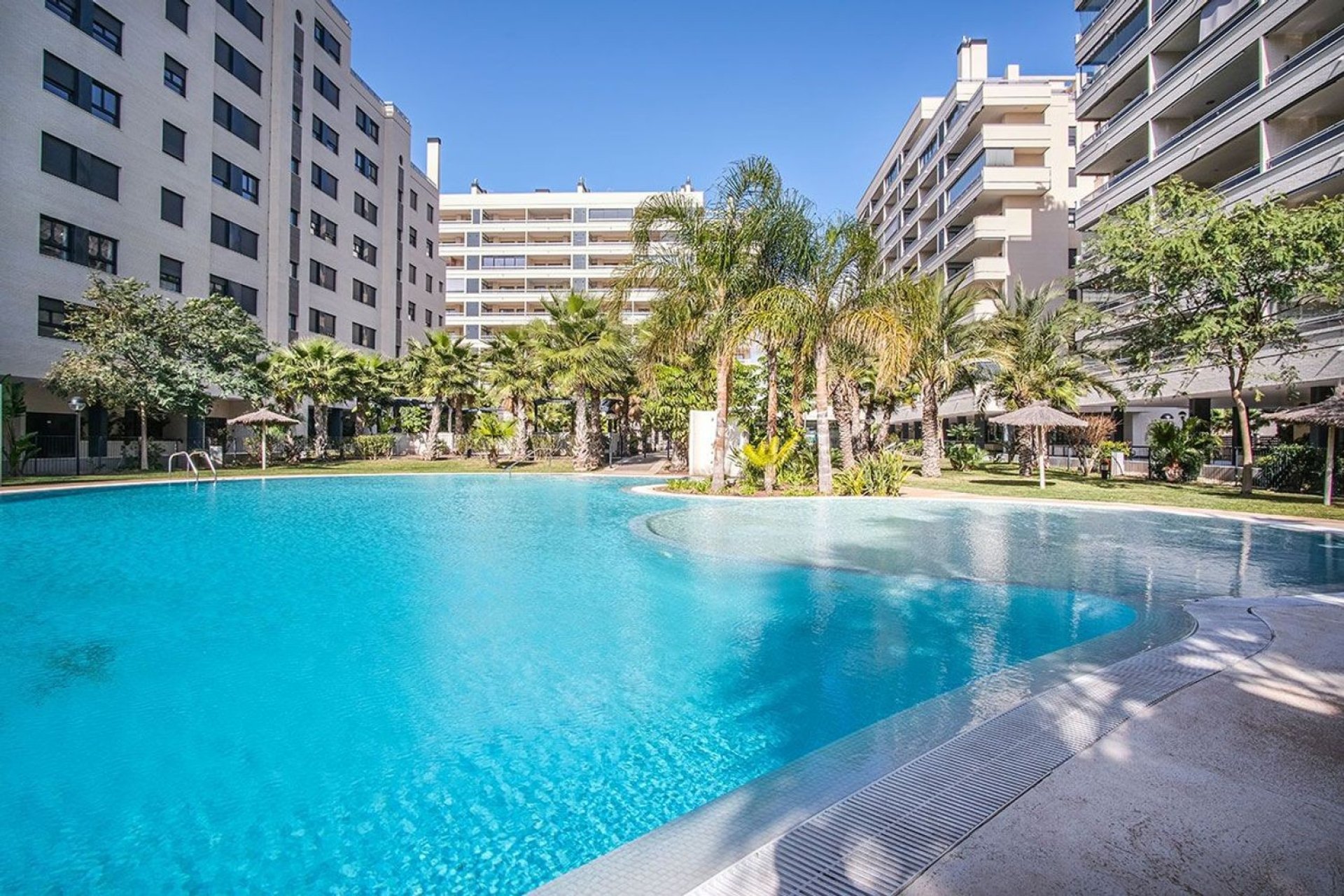 Odsprzedaż - Apartament - Alicante - San Juan de Alicante