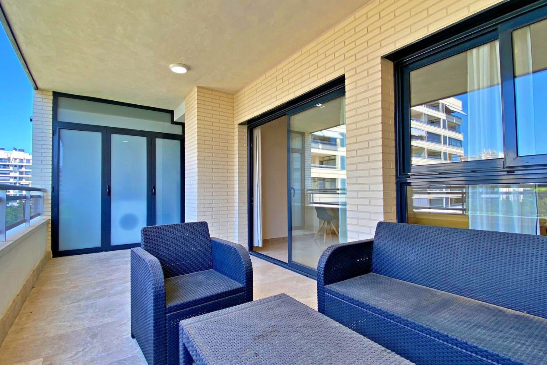 Odsprzedaż - Apartament - Alicante - San Juan de Alicante