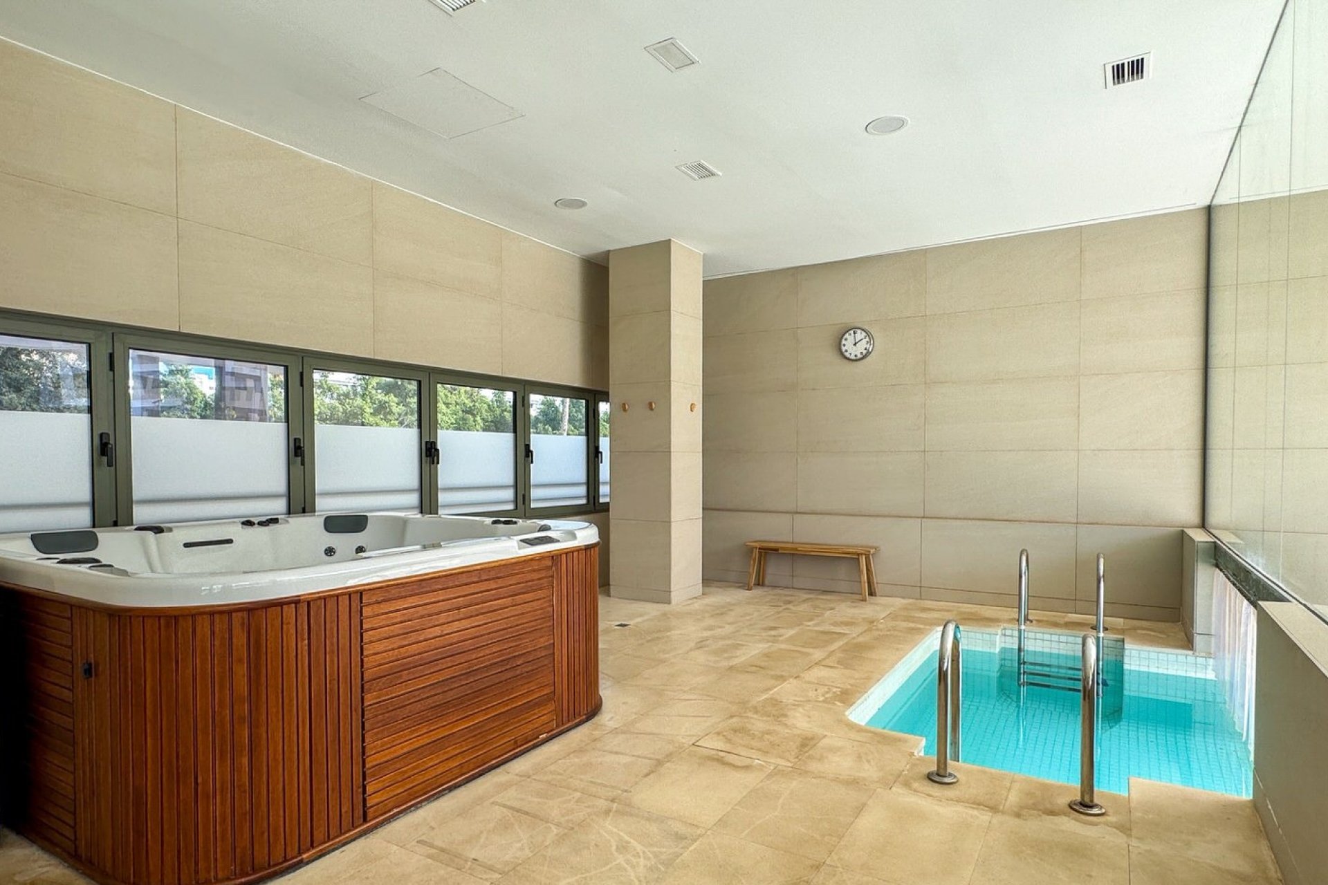 Odsprzedaż - Apartament - Alicante - San Juan de Alicante